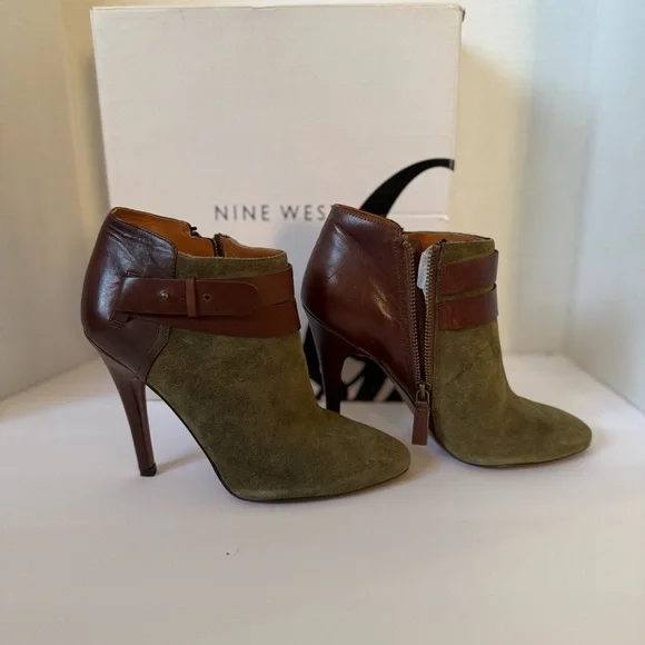Nine West Olive and Chestnut Heeled Boots Size 7 1/2 M - Picture 2 of 8